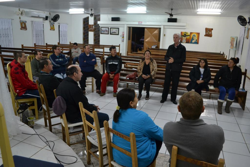 Andres anuncia pavimentação para comunidade do Bairro Braga